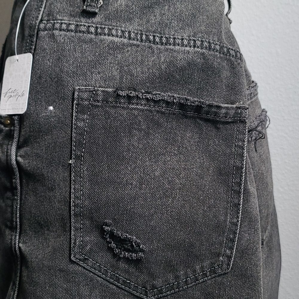 FREE PEOPLE MINI SKIRT - Picture 6 of 12